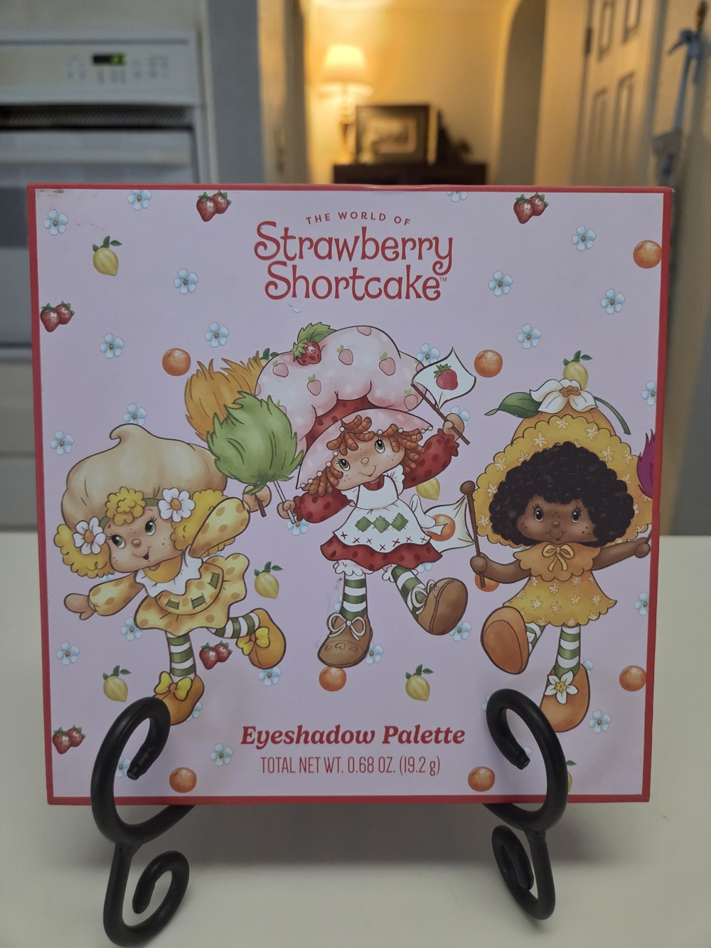 Strawberry Shortcake And Friends 16 Pan Eye Shadow Palette NEW